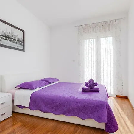 Nova Apartment