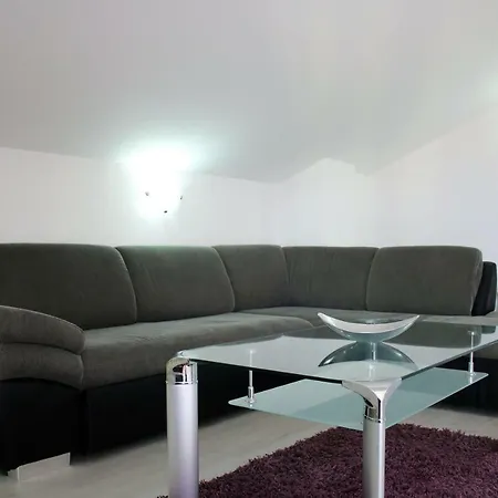 Nova Apartment *